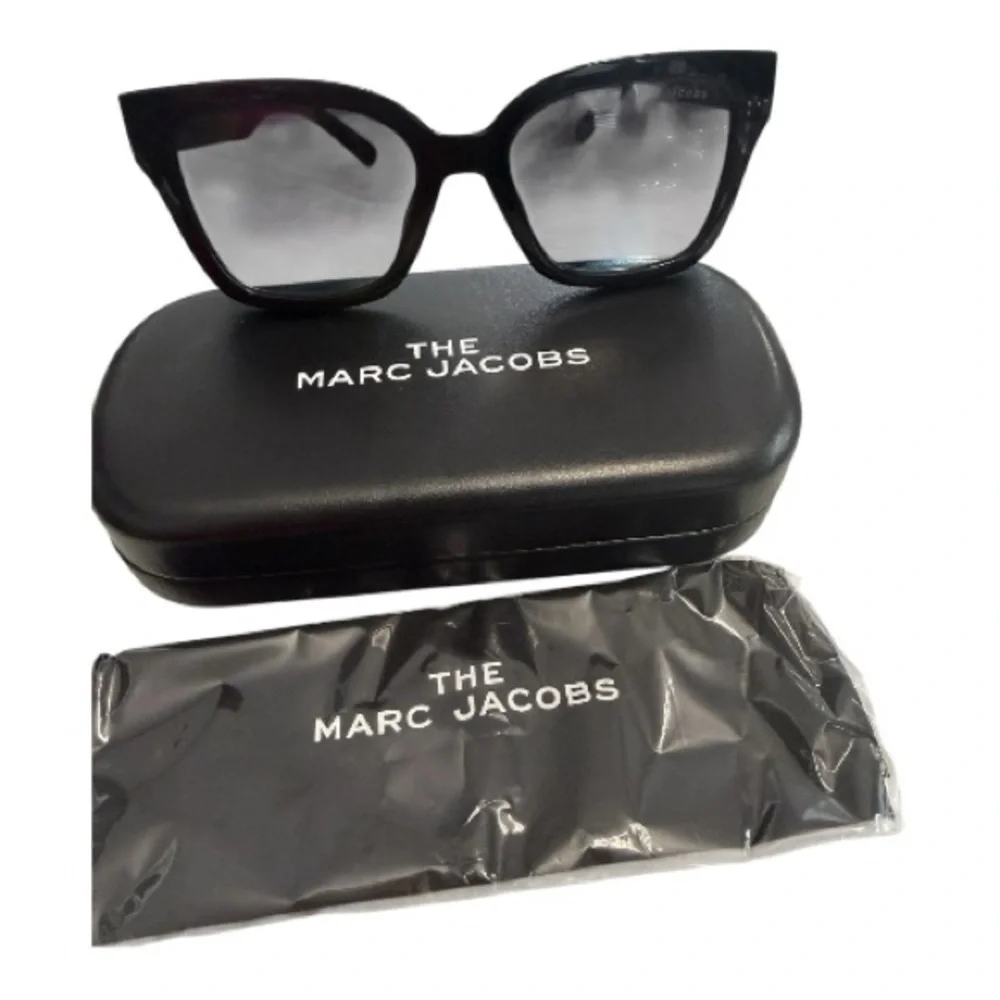 NEW Marc Jacobs MARC 658/S Polarized Sunglasses Black Unisex Cat 3 - Picture 1 of 10